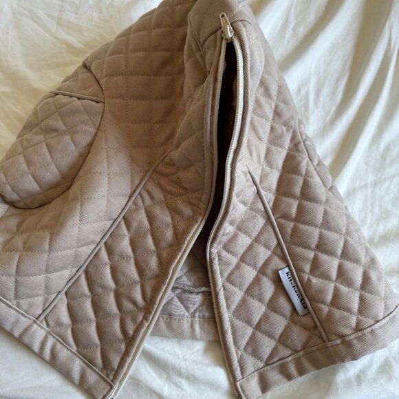 NWOT, KITCHENAID Fitted Tilt-Head Stand Mixer Cover Quilted, Milkshake / Beige - Picture 8 of 13